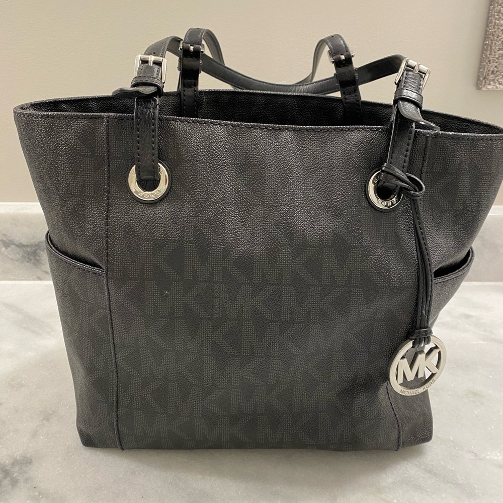 Micheal Kors signature bag!